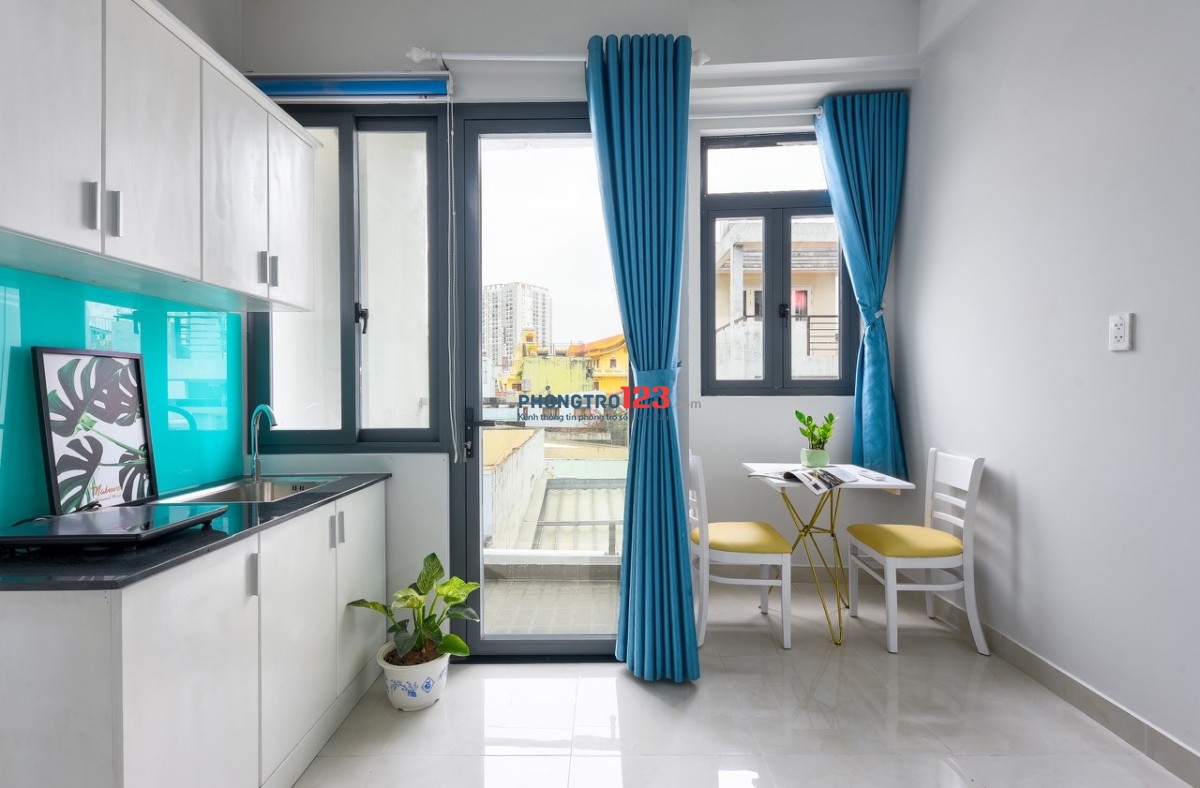 Cho thuê phòng gác 40m², ban công lớn thoáng – Nơ Trang Long, Bình Thạnh gần VLU, FTU, UTH, Luật