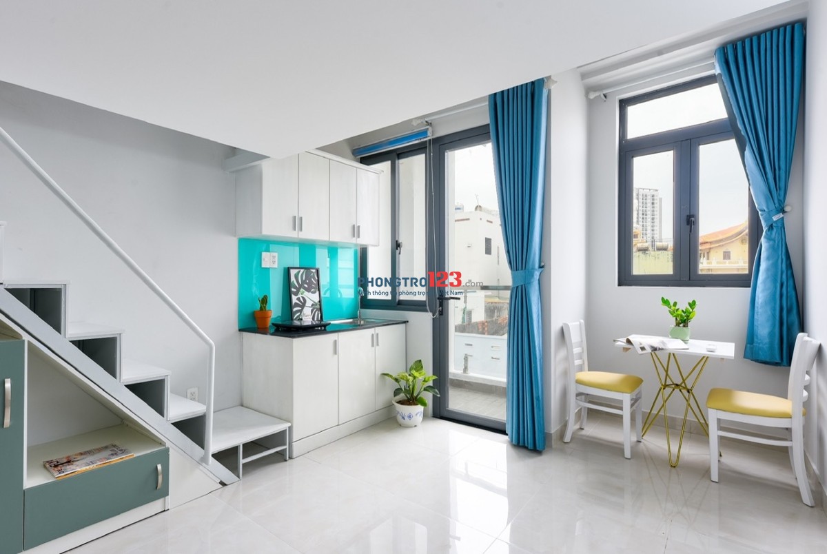 Cho thuê phòng gác 40m², ban công lớn thoáng – Nơ Trang Long, Bình Thạnh gần VLU, FTU, UTH, Luật