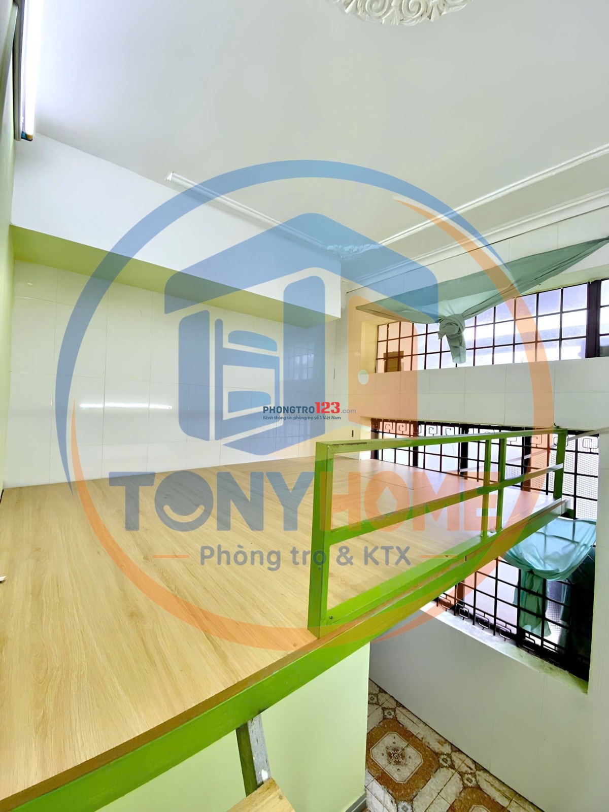 PHÒNG GÁC SẴN MÁY LẠNH - 2 CỬA SỔ LỚN THOÁNG – GẦN EMART PHAN VĂN TRỊ
