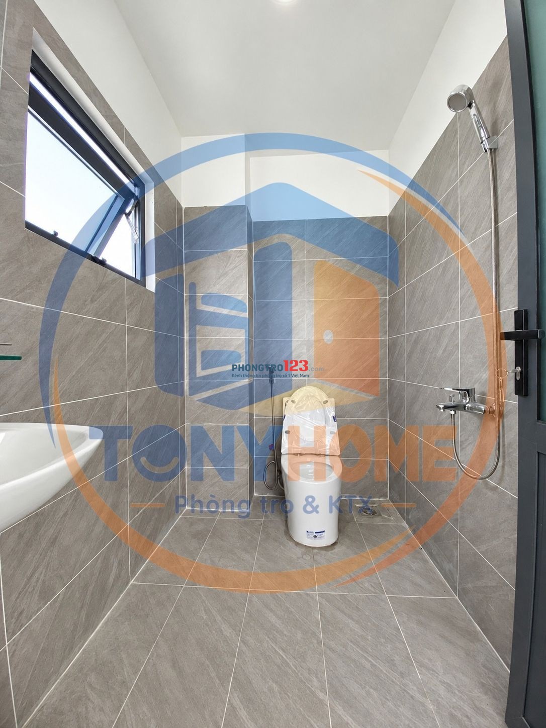 KTX NỮ LINH TÂY – BAO HẾT CHI PHÍ - GẦN CHỢ THỦ ĐỨC