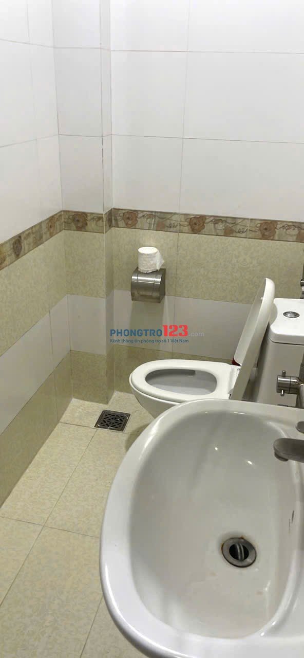 [4 TRIỆU] Phòng trọ có THANG MÁY NB Tạ Quang Bửu P5Q8. Full Nội Thất, PCCC, Mới Đẹp