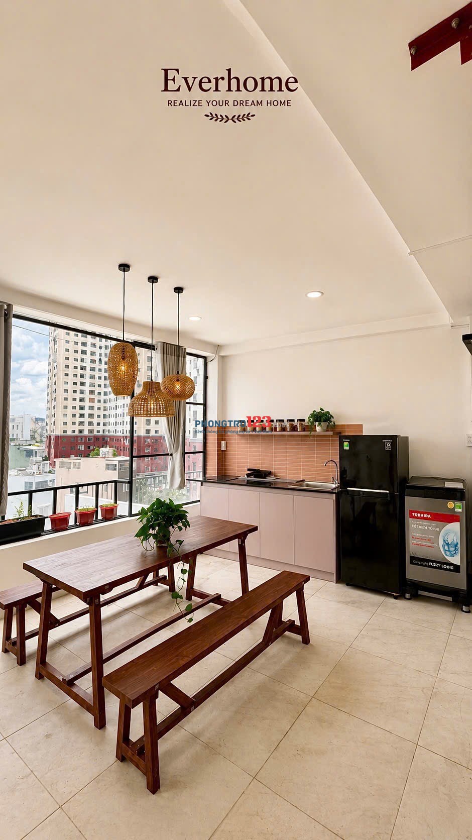  Căn hộ 1PN tách bếp cực kì sang trọng - có ban công - nằm gần Hàng Xanh - Xô Viết Nghệ Tĩnh