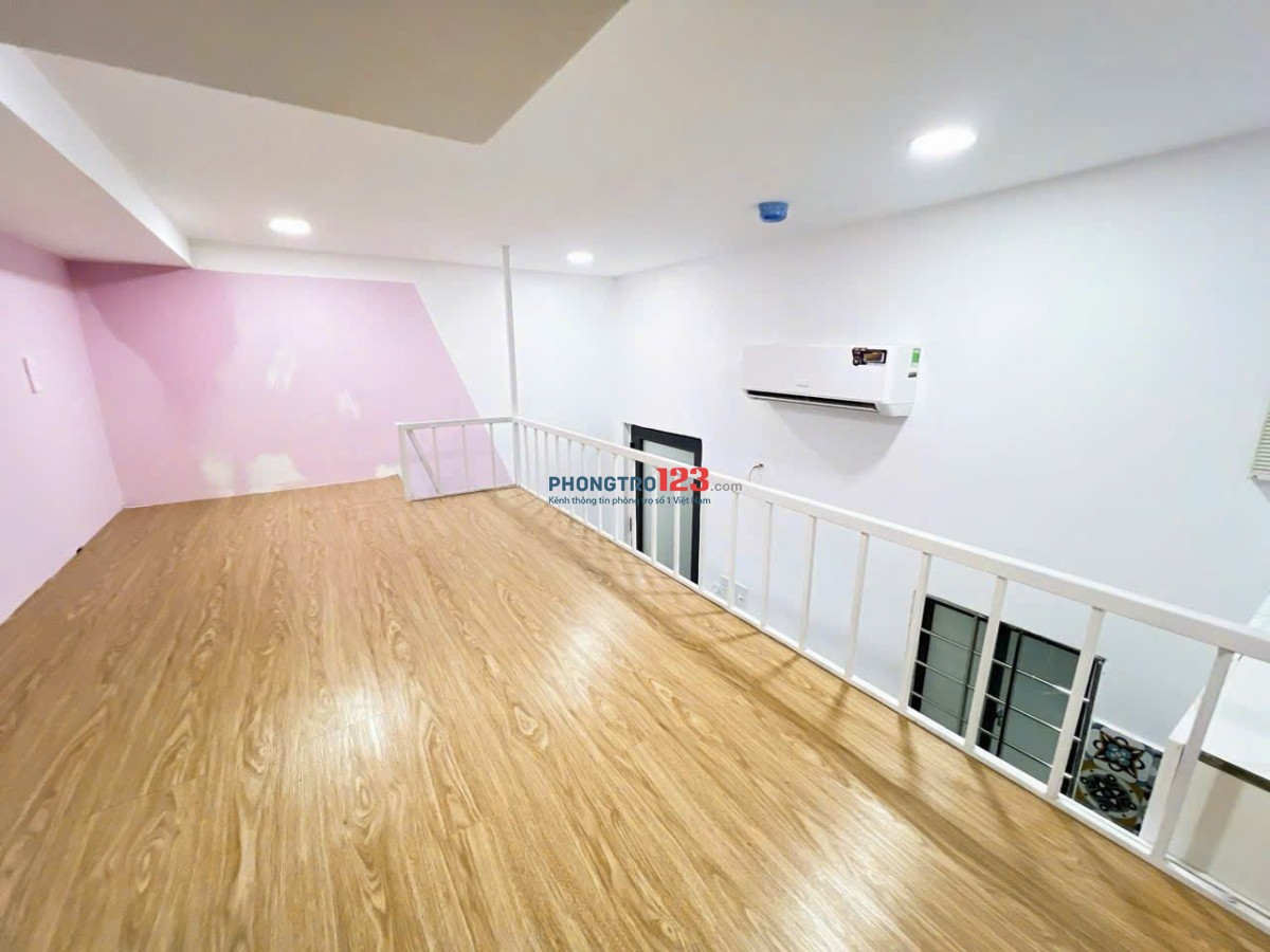 Duplex cửa sổ trời full nội thất