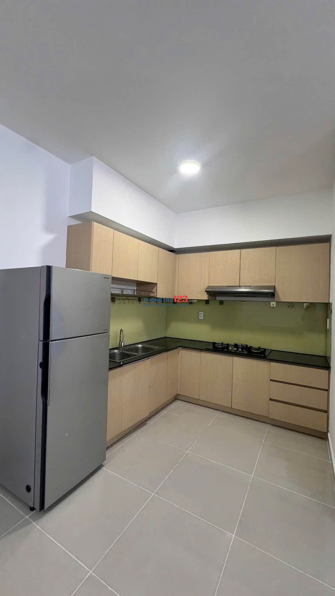 Chung cư Kim Tâm Hải 3PN, ban công 98m2, full nội thất Giá thuê 8.7 tr/th