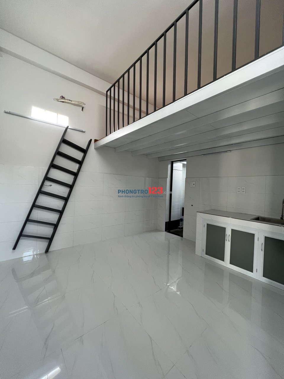 Phòng Mới Xây - Có Gác Máy Lạnh Mới - Ngay Khu CNC - Gần Global City - 25m2 An Ninh Sạch Sẽ