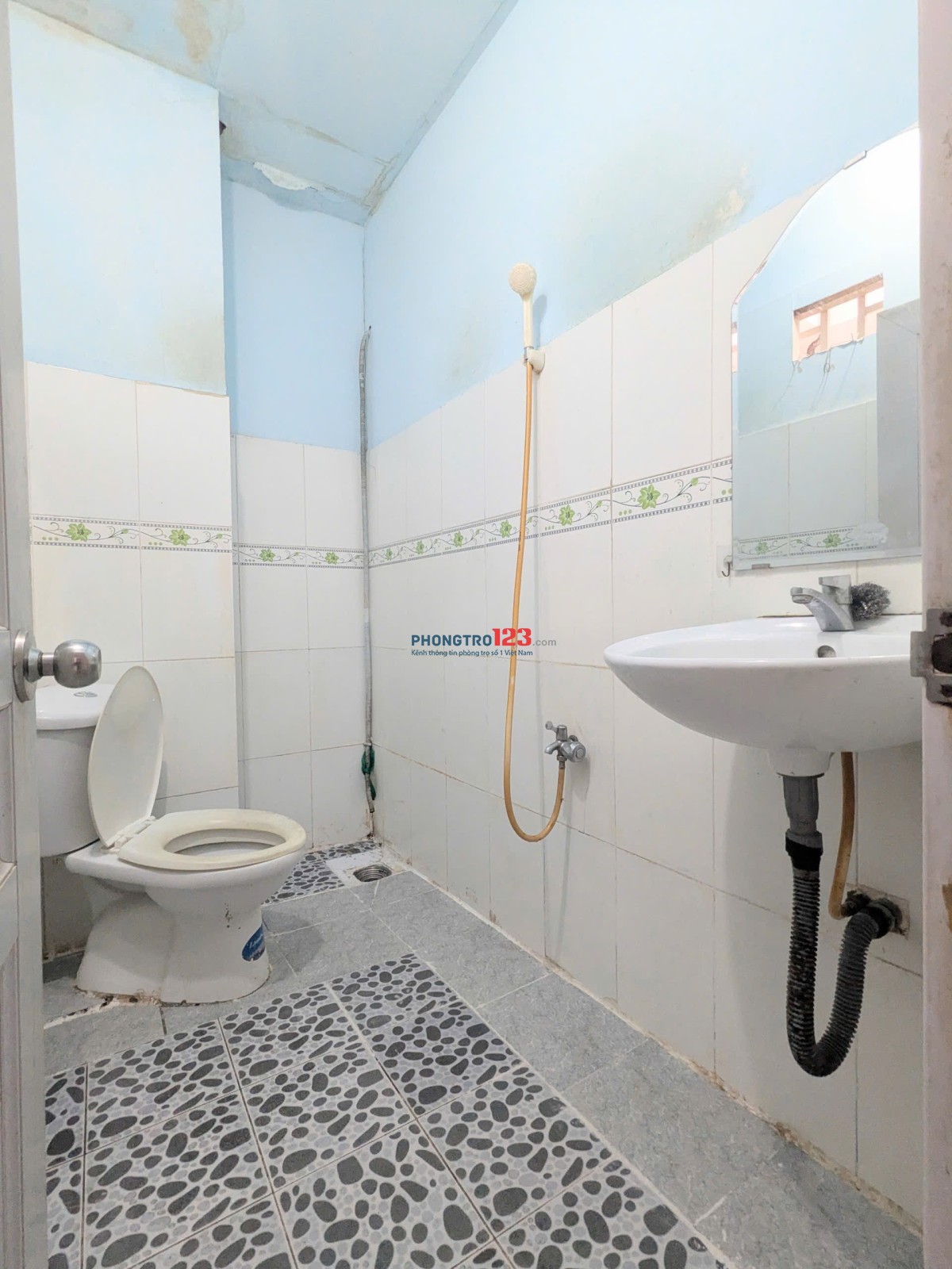 -116/9 Lê Lợi, P4 Gò Vấp, 20m2, phòng L3 có bancol, sát ĐHCN, Phạm Văn Đồng gần CV Gia Định, hẻm oto