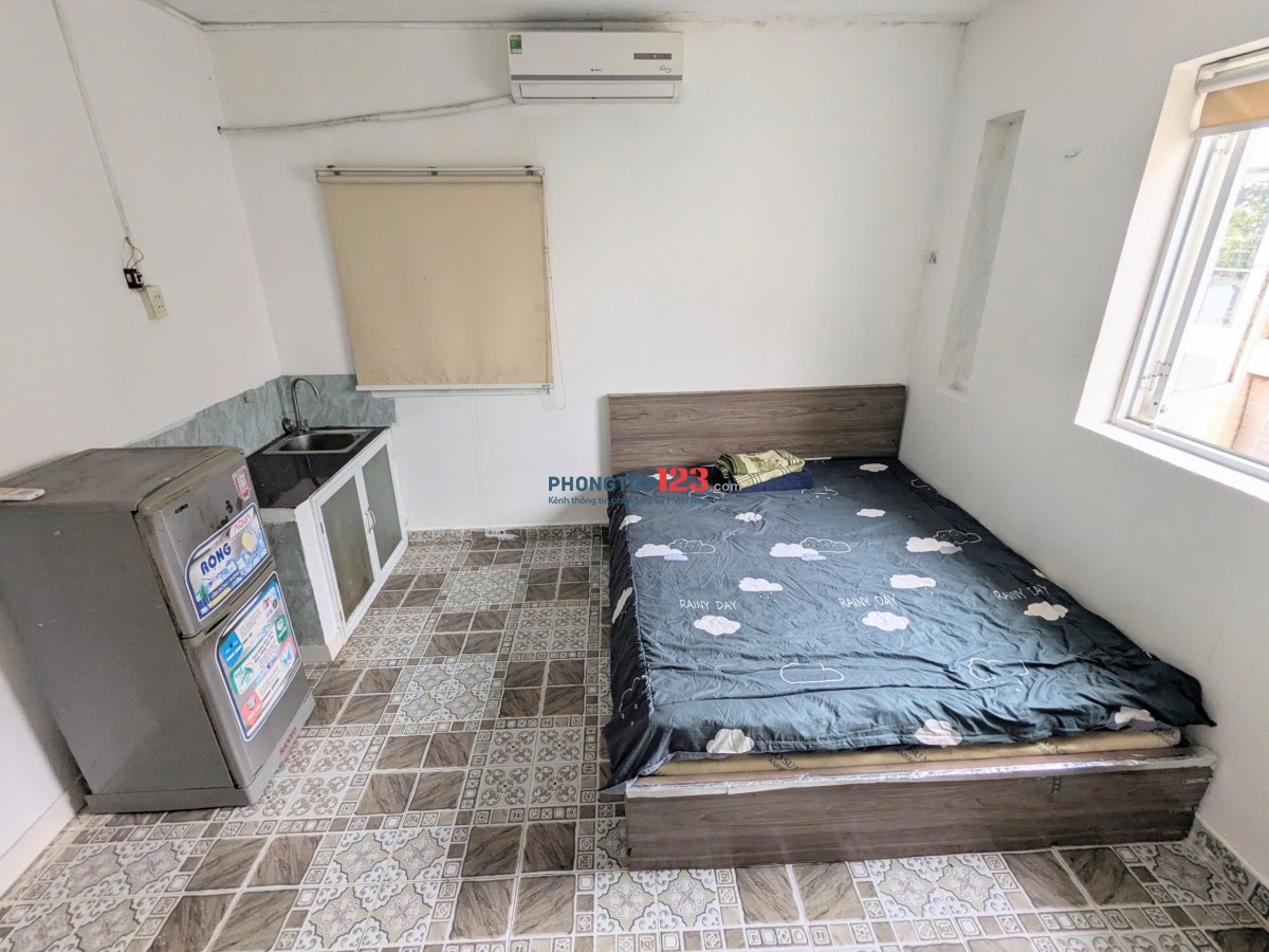 -116/9 Lê Lợi, P4 Gò Vấp, 20m2, phòng L3 có bancol, sát ĐHCN, Phạm Văn Đồng gần CV Gia Định, hẻm oto