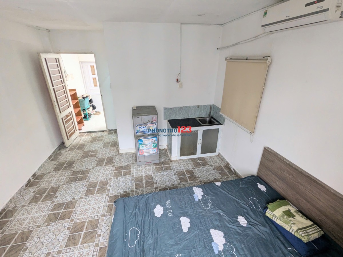 -116/9 Lê Lợi, P4 Gò Vấp, 20m2, phòng L3 có bancol, sát ĐHCN, Phạm Văn Đồng gần CV Gia Định, hẻm oto