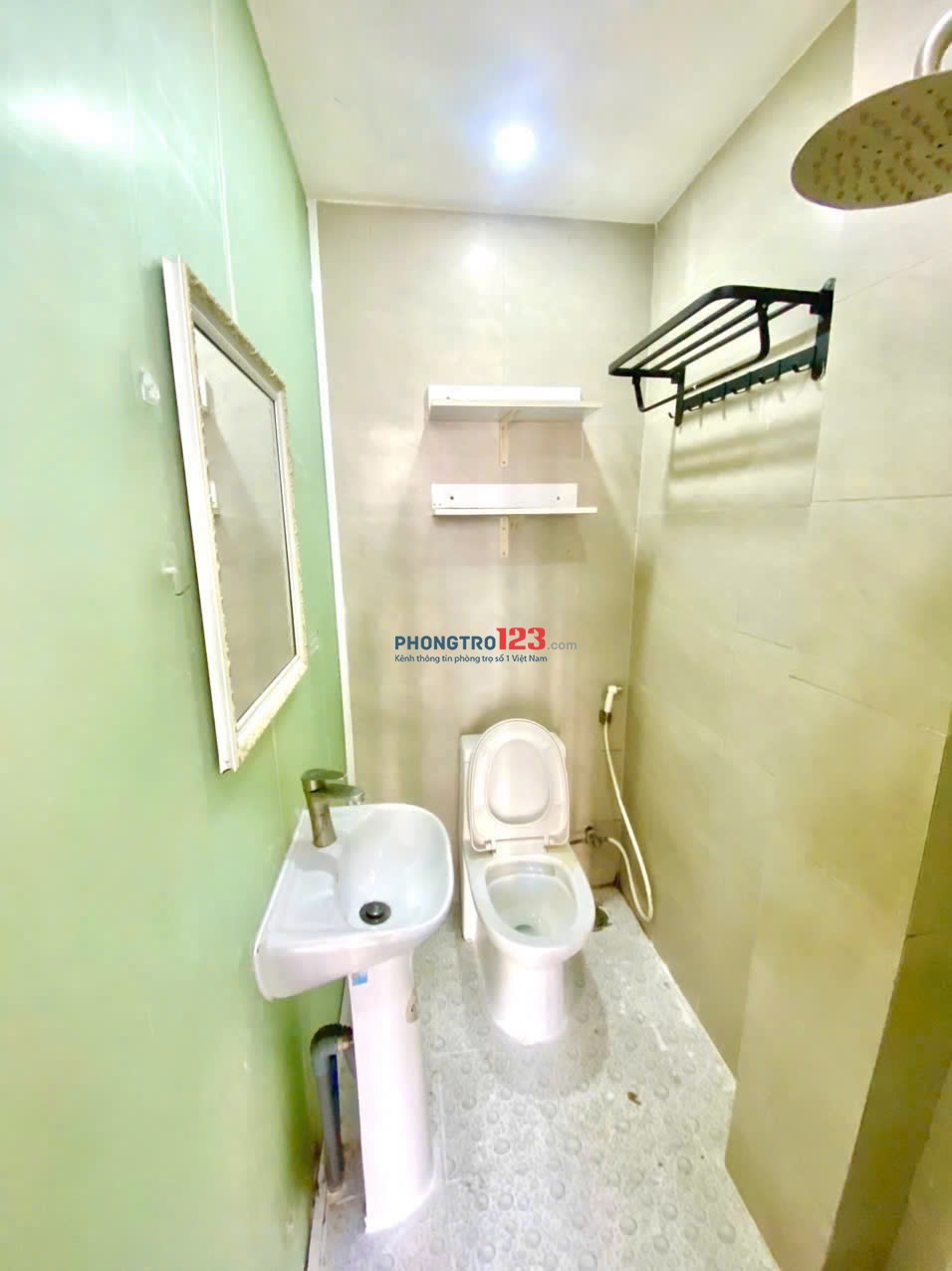 CHO THUÊ PHÒNG CÓ GÁC CÓ CỬA LỚN THOÁNG FULL NỘI THẤT ĐƯỜNG HỒ VĂN HUÊ QUẬN PHÚ NHUẬN, SÁT Q1, Q3