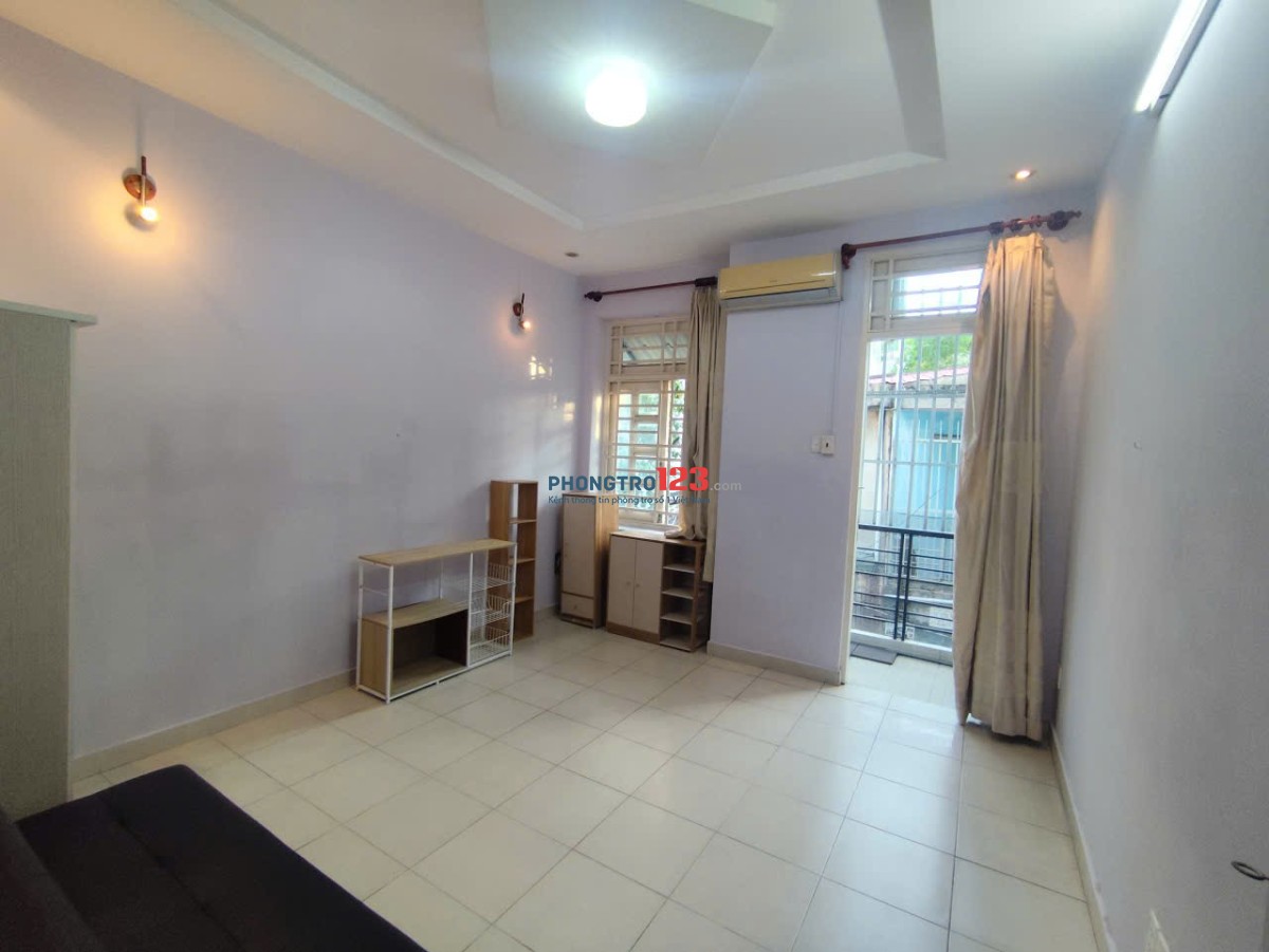 Chuyển chỗ làm , cần bass phòng ban công