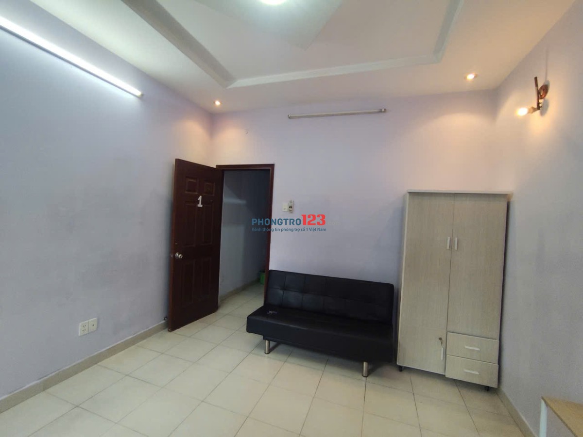 Chuyển chỗ làm , cần bass phòng ban công