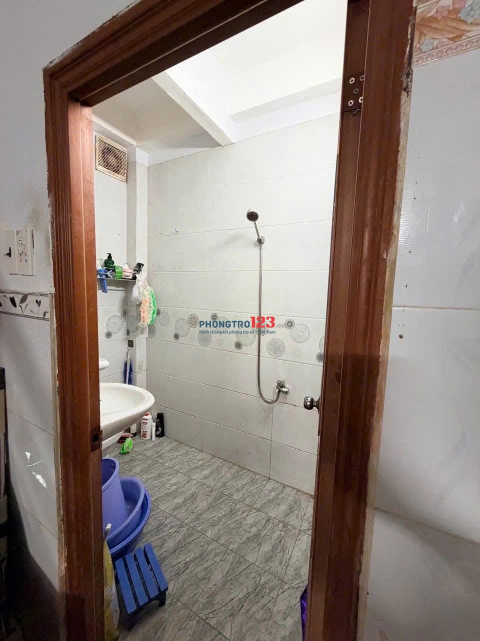 Nhà riêng, 2PN, 84m2, đầy đủ nội thất, 1/Lý Thường Kiệt Q.10 giá thuê 9.5 tr/th