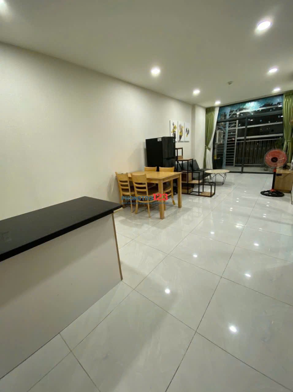Căn 3 phòng ngủ - Topaz Garden - Trịnh Đình Thảo, nội thất, giá 10,5tr/tháng.