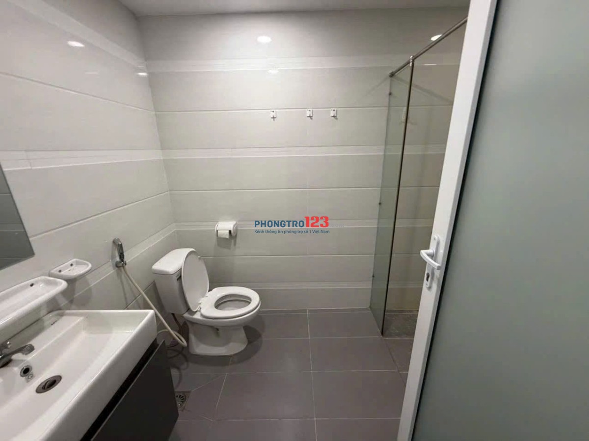 Phúc Yên - DT 74m2/ 2PN/ Ban công/ nội thất đã sắm đủ, giá 9 triệu/th