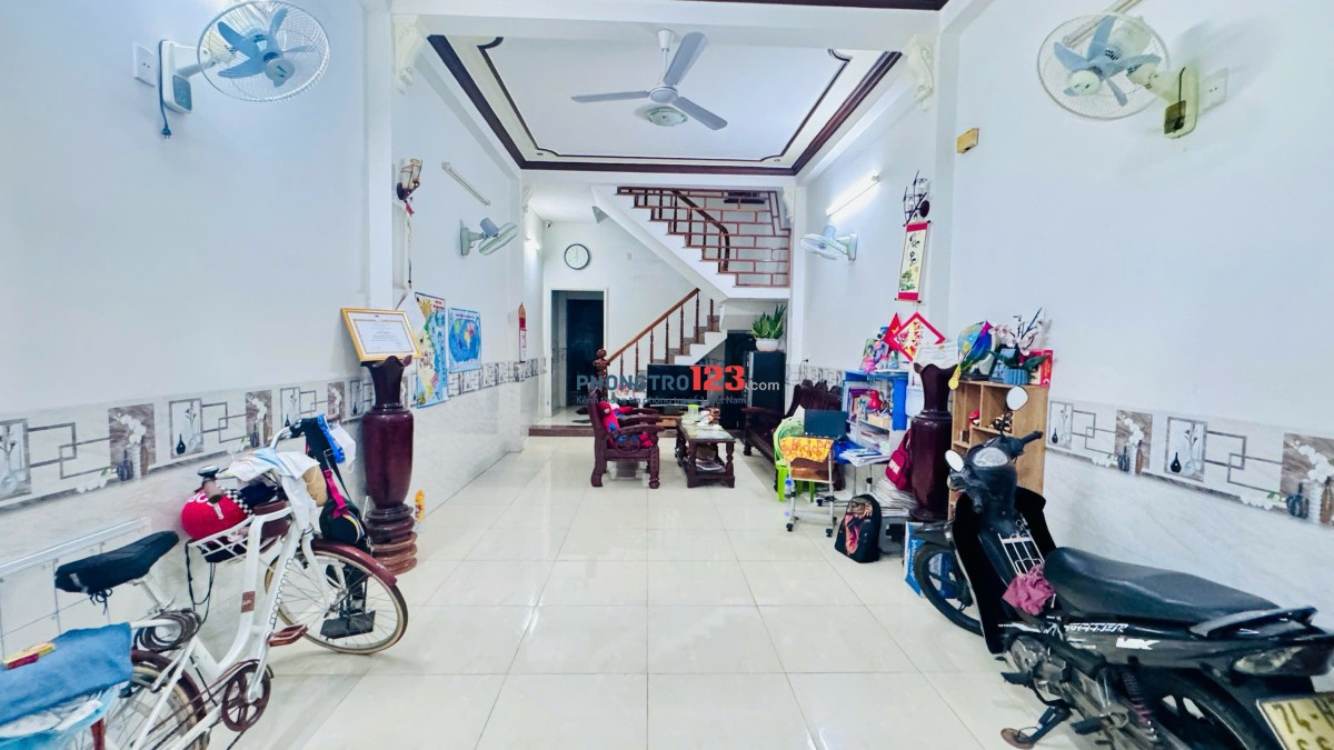 Cho thuê toàn bộ gian nhà mặt tiền Tiên Sơn 2
