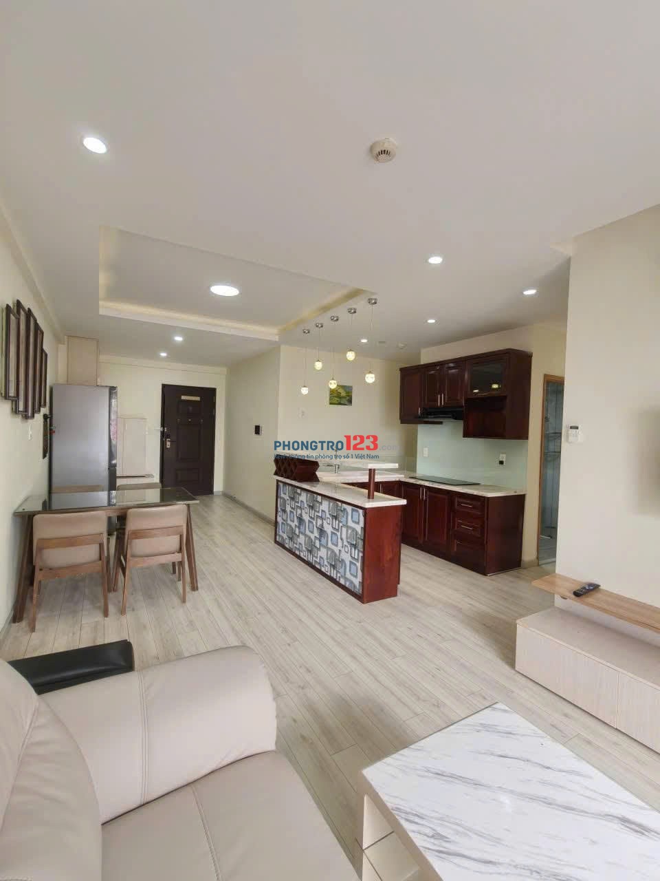 Chung Cư Phú Thạnh Tân Phú,có sẵn nội thất, 94m2, 3PN, Giá thuê 10,7 triệu/th