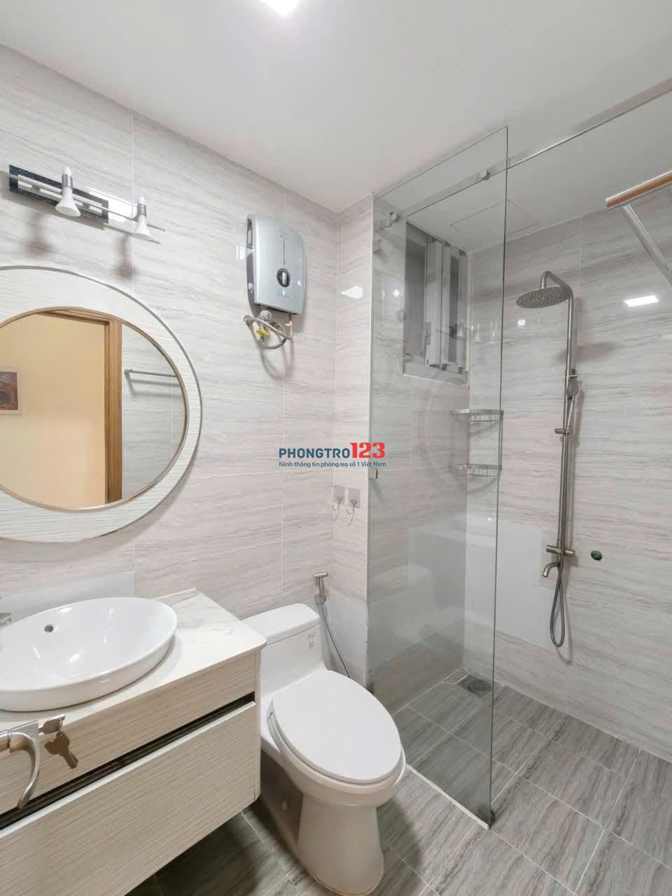 Chung Cư Phú Thạnh Tân Phú,có sẵn nội thất, 94m2, 3PN, Giá thuê 10,7 triệu/th