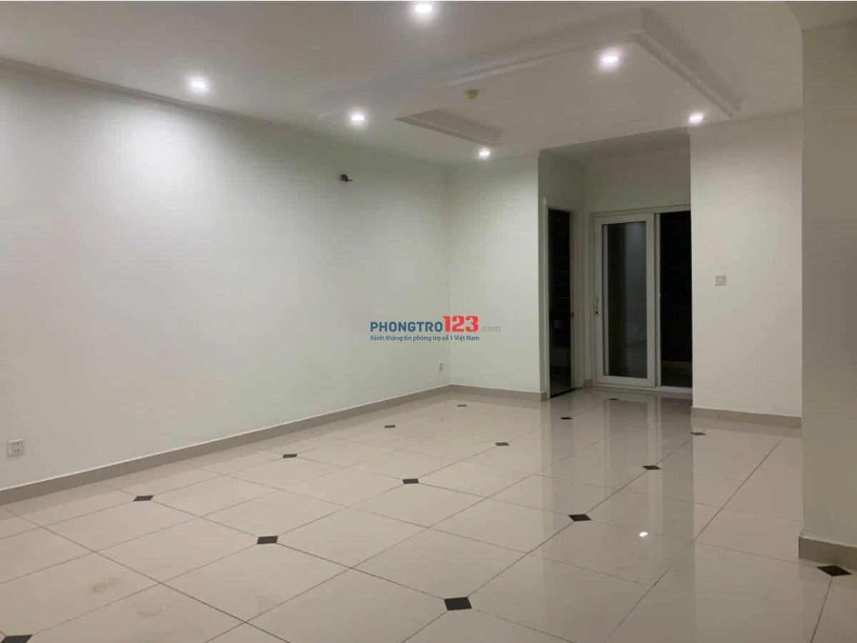 Chung cư Tân Phước Plaza-Q11 căn hộ 115m2, 3p ngủ giá 15tr/tháng