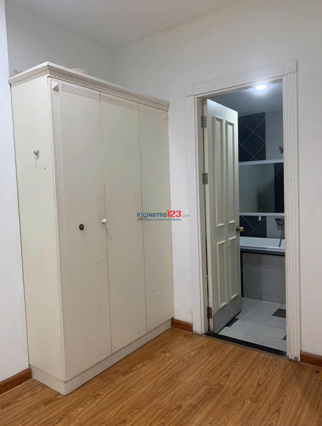 Chung cư Tân Phước Plaza-Q11 căn hộ 115m2, 3p ngủ giá 15tr/tháng