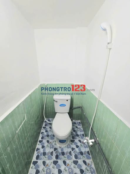 Phòng Mới - Dãy ít Phòng Chợ Việt Lập - Cầu Linh Xuân gần Đại Học Ngân Hàng - Giờ Tự Do