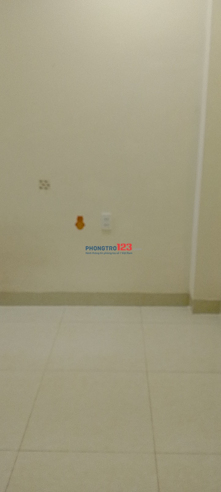 Cho thuê phòng trọ " siêu rẻ" chỉ 2.3 triệu/tháng, trong chợ Tân Hương