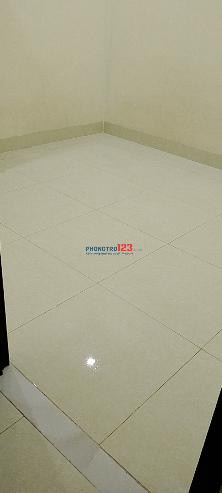 Cho thuê phòng trọ " siêu rẻ" chỉ 2.3 triệu/tháng, trong chợ Tân Hương
