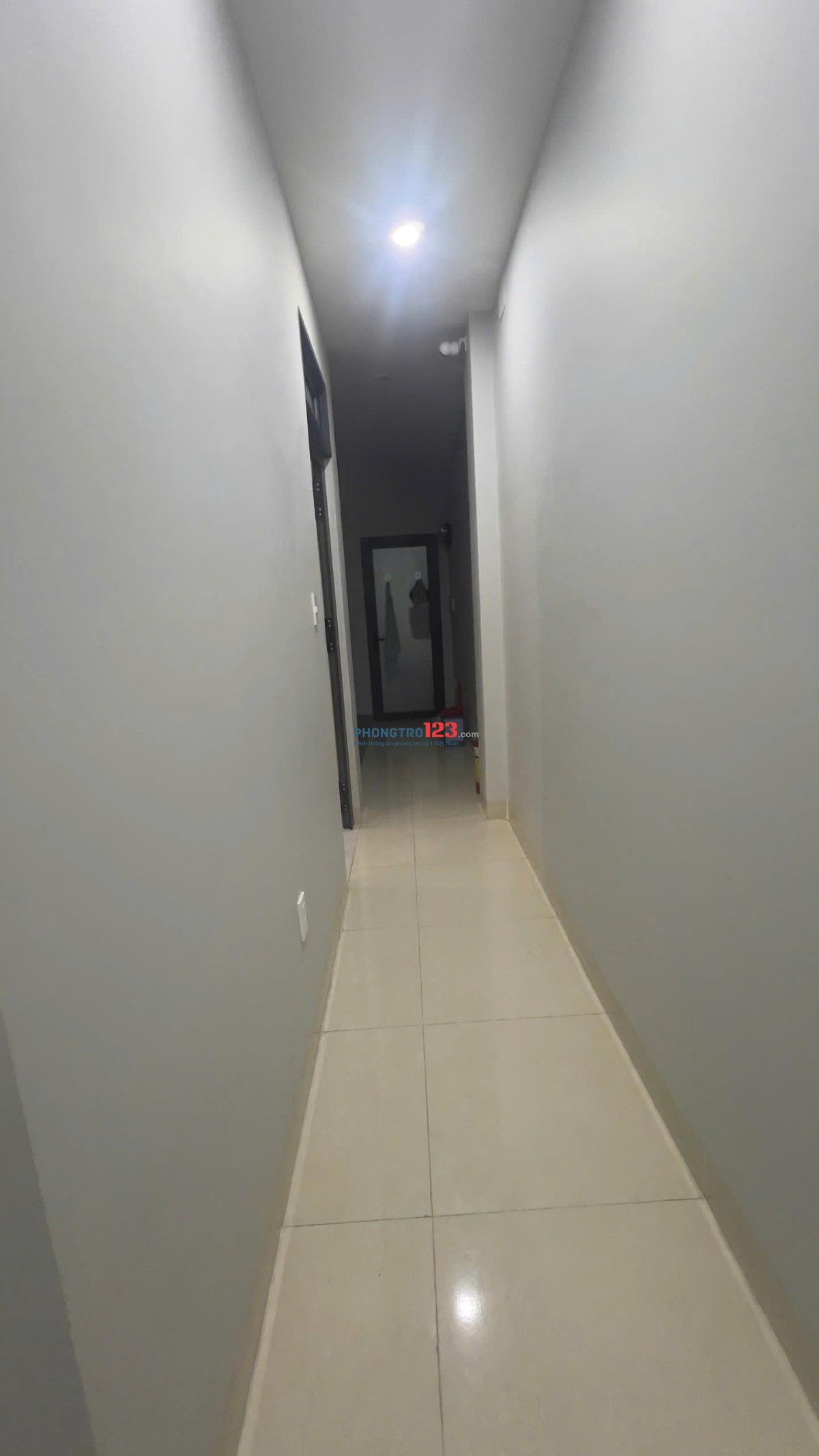 Cho thuê phòng trọ " siêu rẻ" chỉ 2.3 triệu/tháng, trong chợ Tân Hương