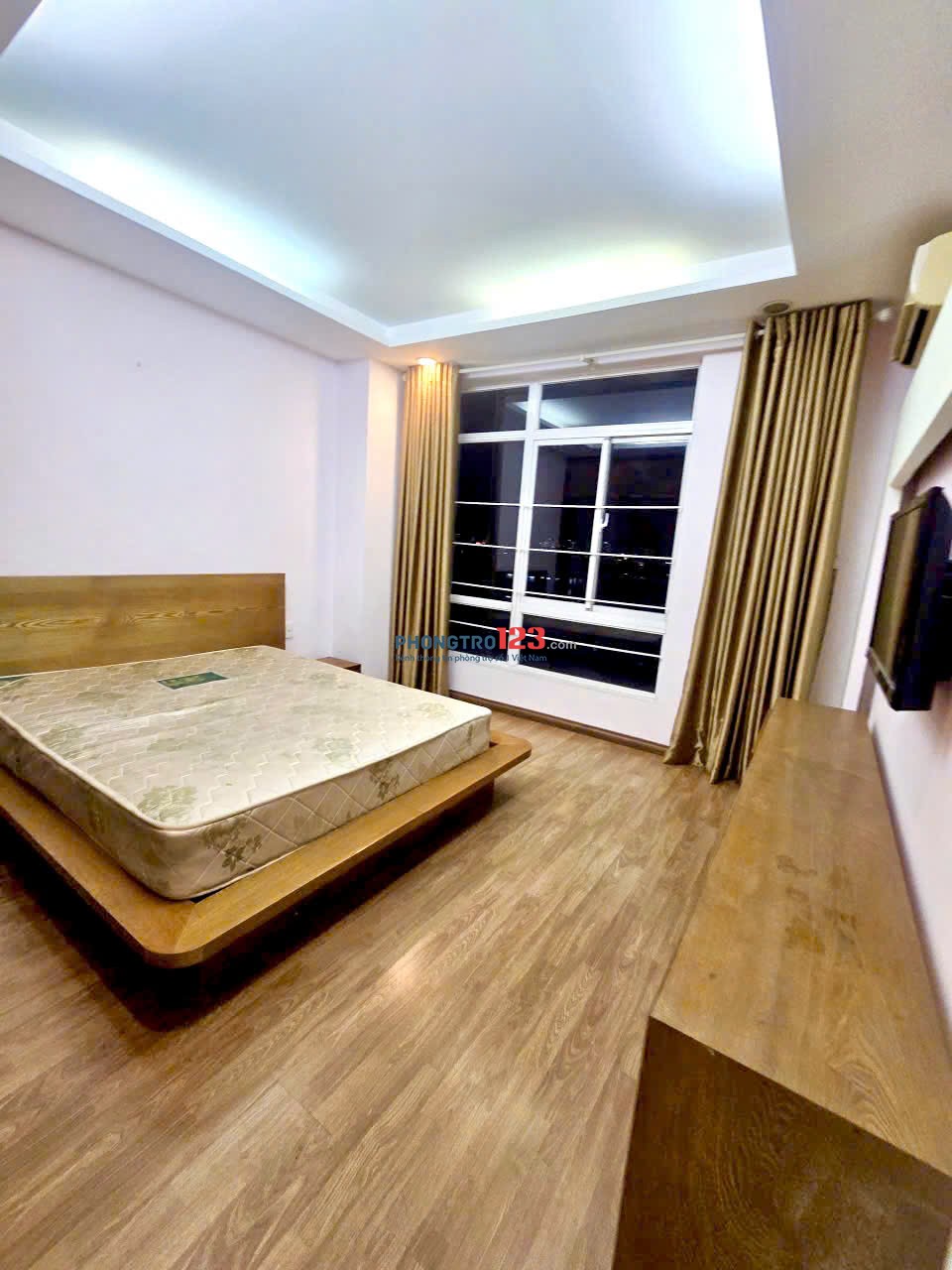 Chung cư Khải Hoàn, 624 Lạc Long Quân cho thuê căn 3PN giá thuê 15tr/tháng