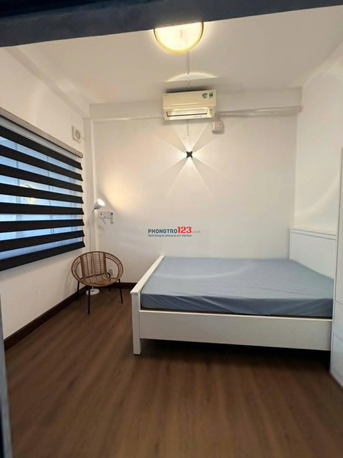 Chung cư Thang Bộ - Kênh Nhiêu Lộc, Quận 3, sẵn nội thất, 1PN, 42m2, giá 8 tr/th
