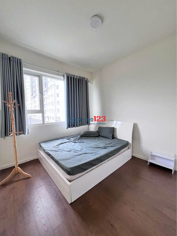 Căn góc 3PN, Sacomreal 584 - Lũy Bán Bích giá 10,5 tr/th 112m2, sẵn nội thất.