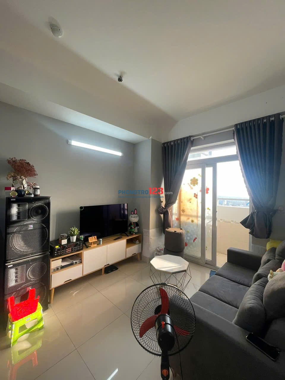 Chung cư Tô Ký, Quận 12: 65m2, 2p ngủ, nhà trống, 6triệu