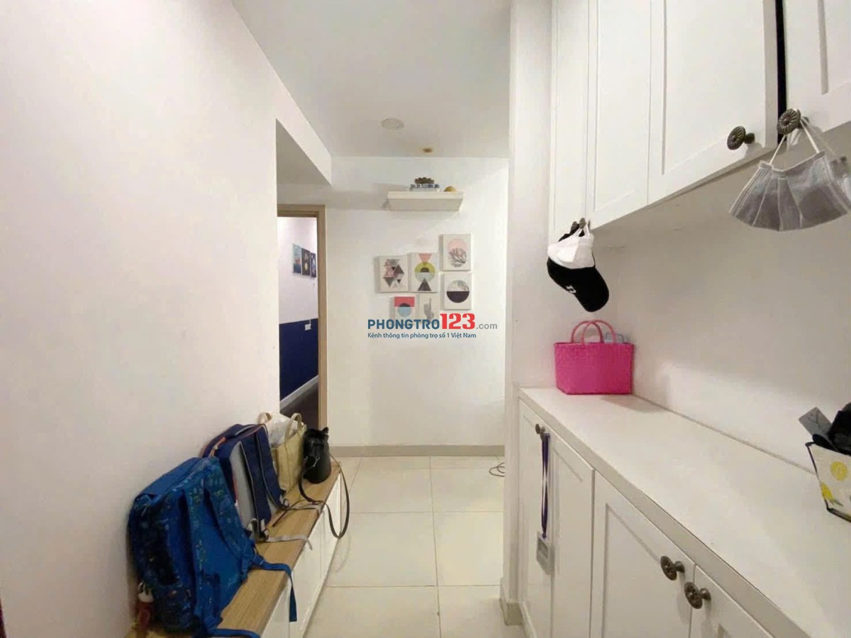 Carillon 2-Trịnh Đình Thảo, Sẵn Nội Thất, 81m2, có ban công giá 11 tr/th