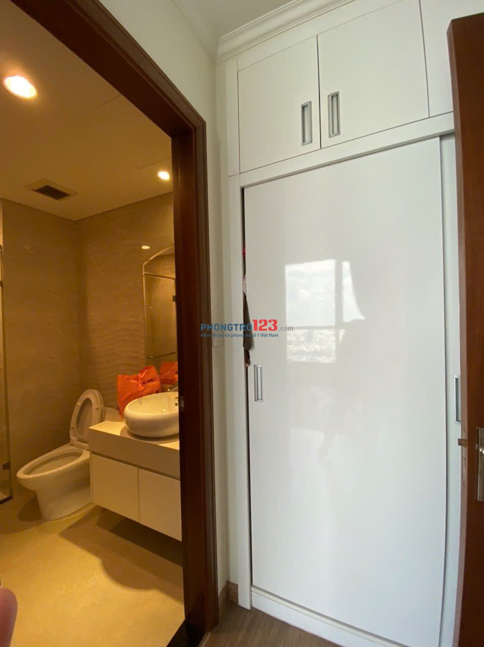 Chung cư Resgreen Tower-Tân Phú căn 2p ngủ giá 12tr/tháng.