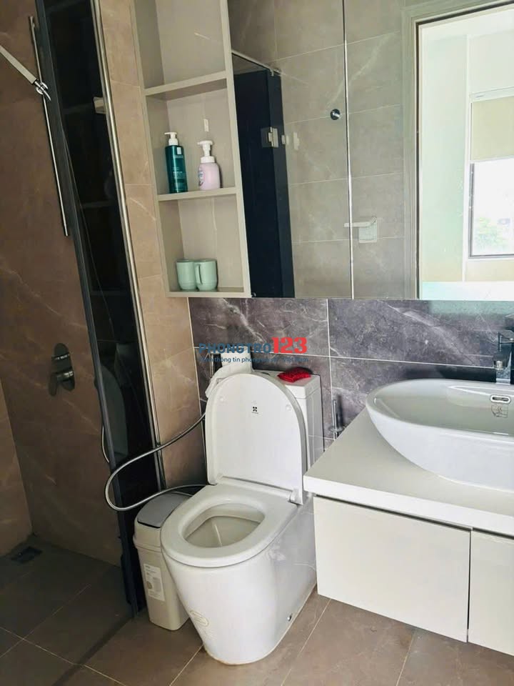 Chung cư Khuông Việt, Tân Phú đang cho thuê căn 3PN giá 14tr/tháng