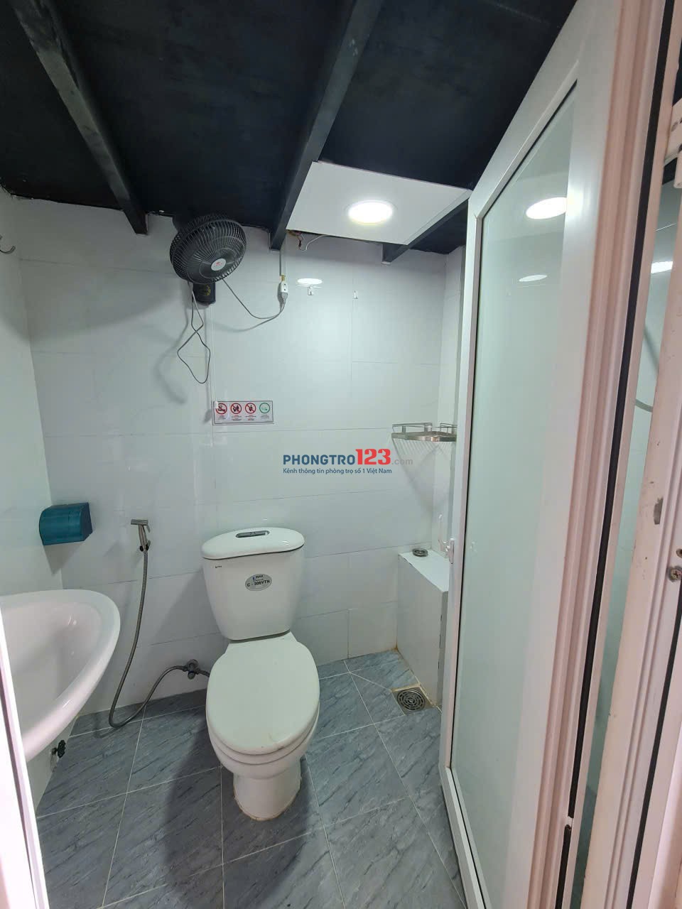 Cho thuê phòng có gác full nội thất máy giặt riêng gần công viên lê văn tám - nhà thờ tân định