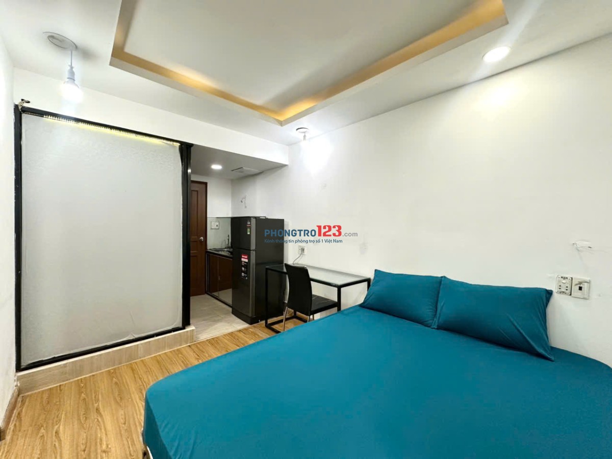 PHÒNG CAO CẤP BAN CÔNG GẦN ĐH SƯ PHẠM QUẬN 5, GIÁ HẤP DẪN