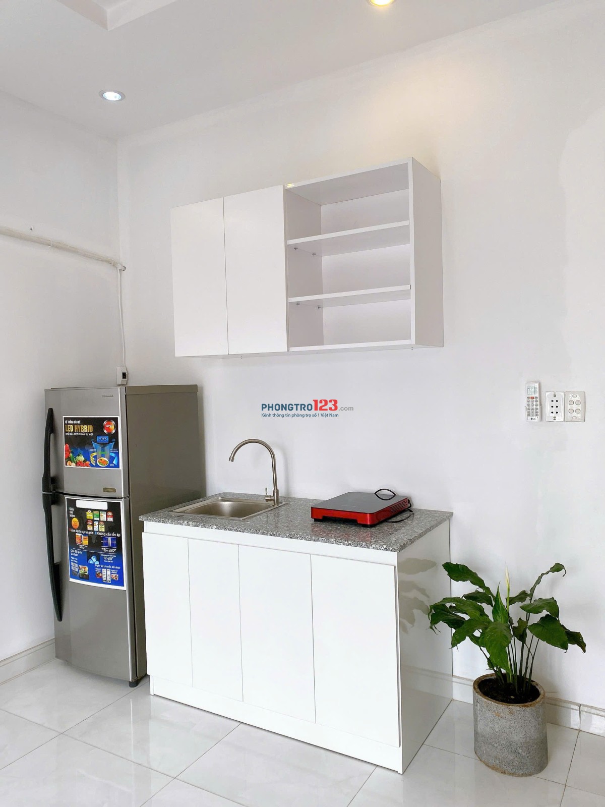 PHÒNG CÓ BAN CÔNG RỘNG THOÁNG MÁT FULL NỘI THẤT NGUYỄN VĂN THƯƠNG BÌNH THẠNH, SÁT ĐH HUTECH UEF Q1