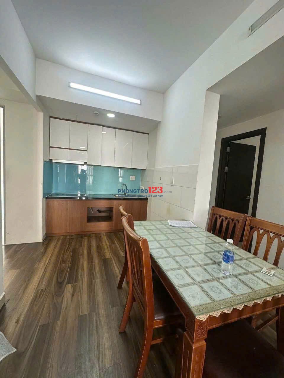 Chung cư Moscow Tower căn 3p ngủ,2wc- không nội thất, giá 8tr/tháng