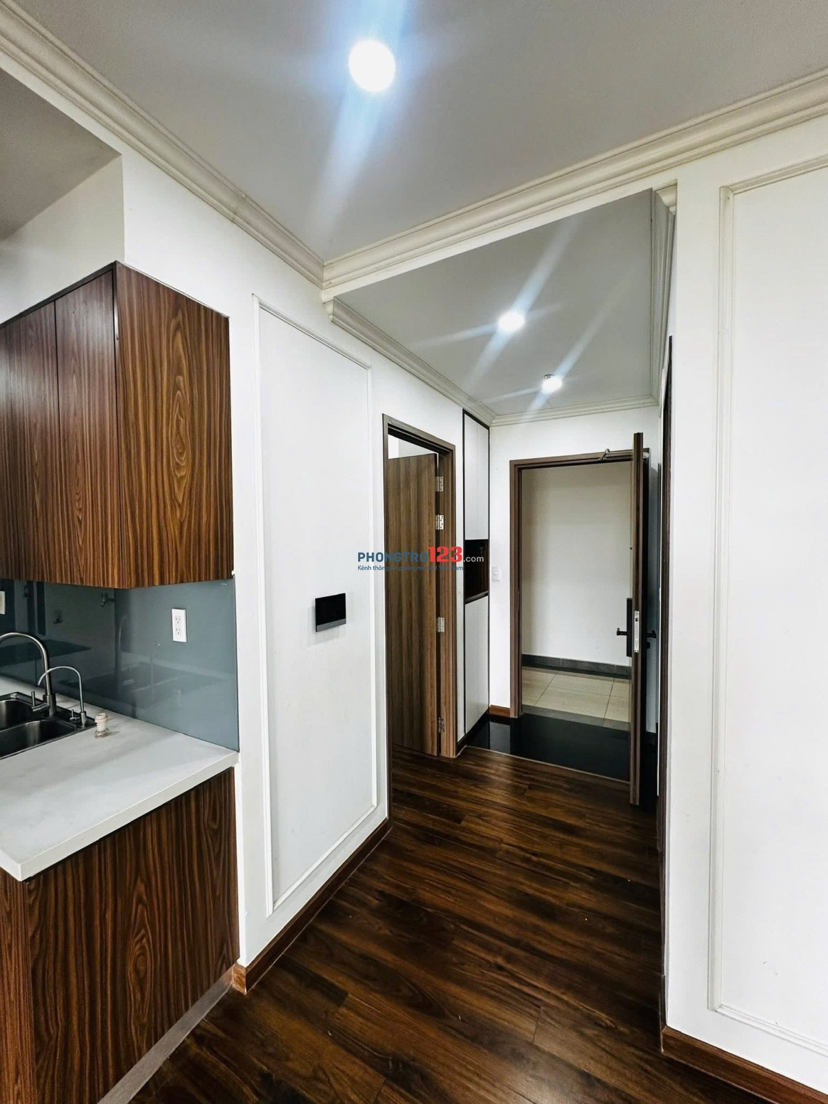 Căn hộ 3 phòng ngủ có nội thất- Satra Eximland,Phan Đăng Lưu giá 18tr/tháng