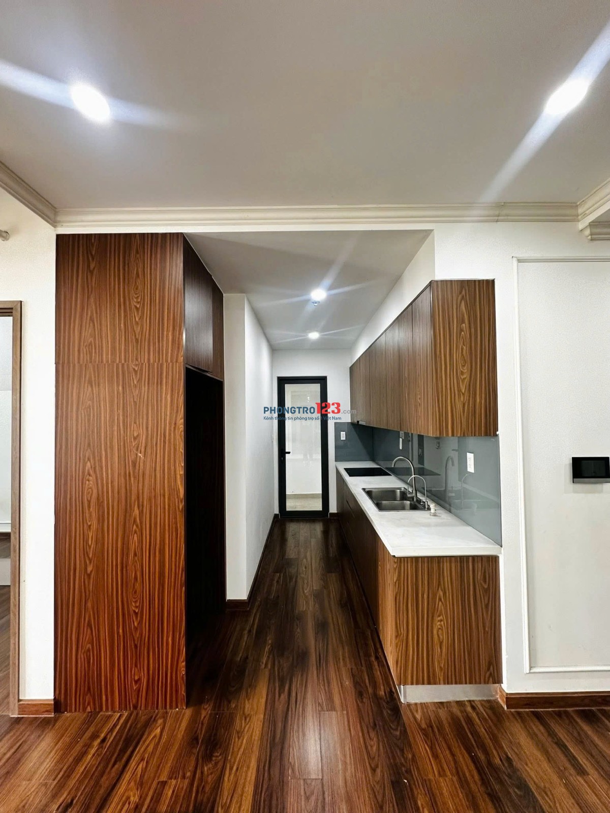 Căn hộ 3 phòng ngủ có nội thất- Satra Eximland,Phan Đăng Lưu giá 18tr/tháng