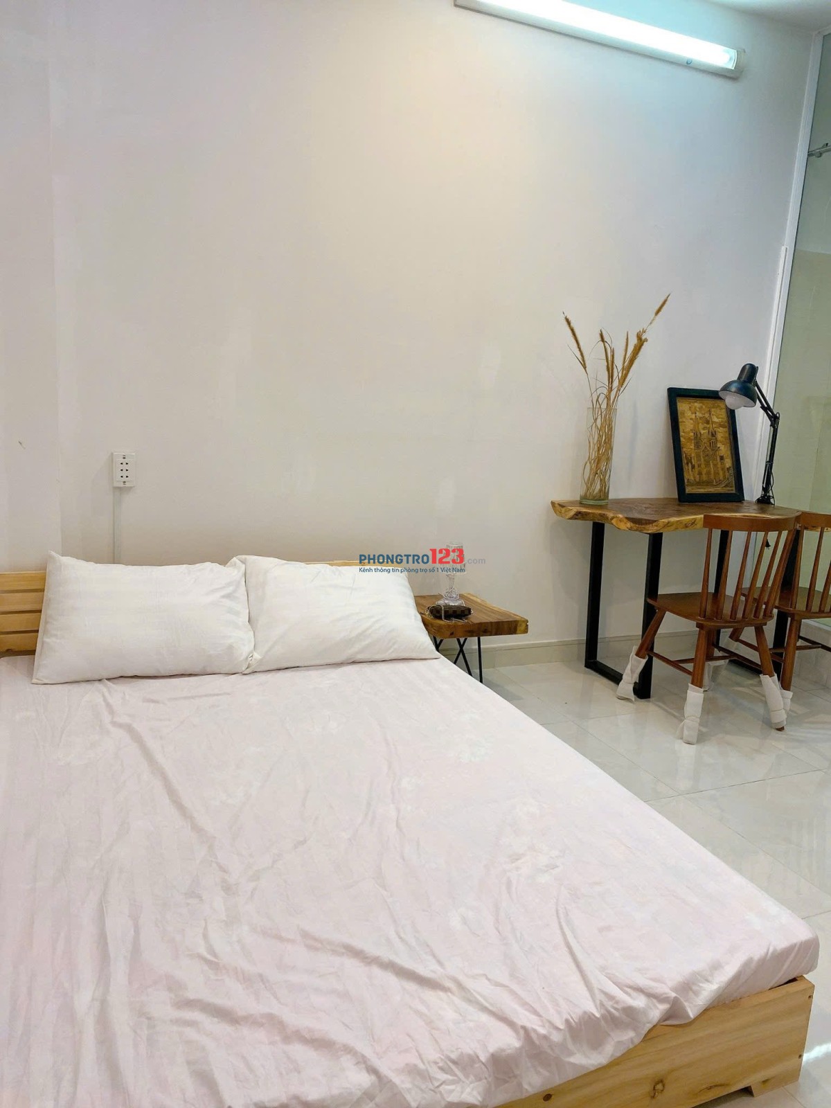 Cho thuê căn hộ full nội thất – ngay sát Đại học HUTECH, UEF - Nguyễn Văn Thương Bình Thạnh