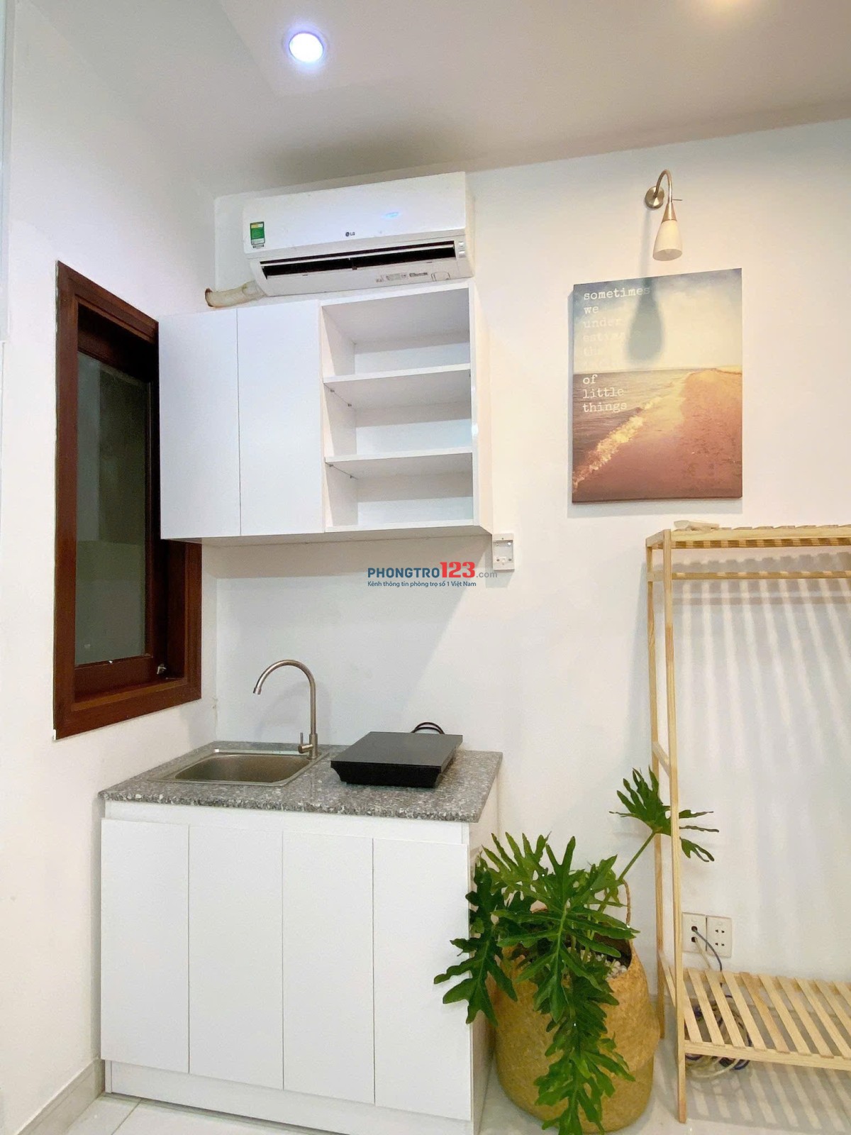 Cho thuê căn hộ full nội thất – ngay sát Đại học HUTECH, UEF - Nguyễn Văn Thương Bình Thạnh