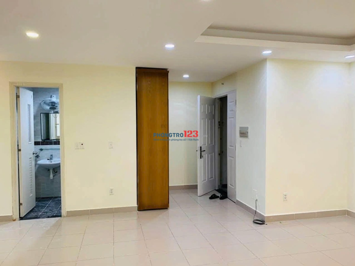 Topaz Home-Phan Văn Hớn, nhà trống, 3PN, 84m2 giá 7.8 tr/th nhận nhà liền.