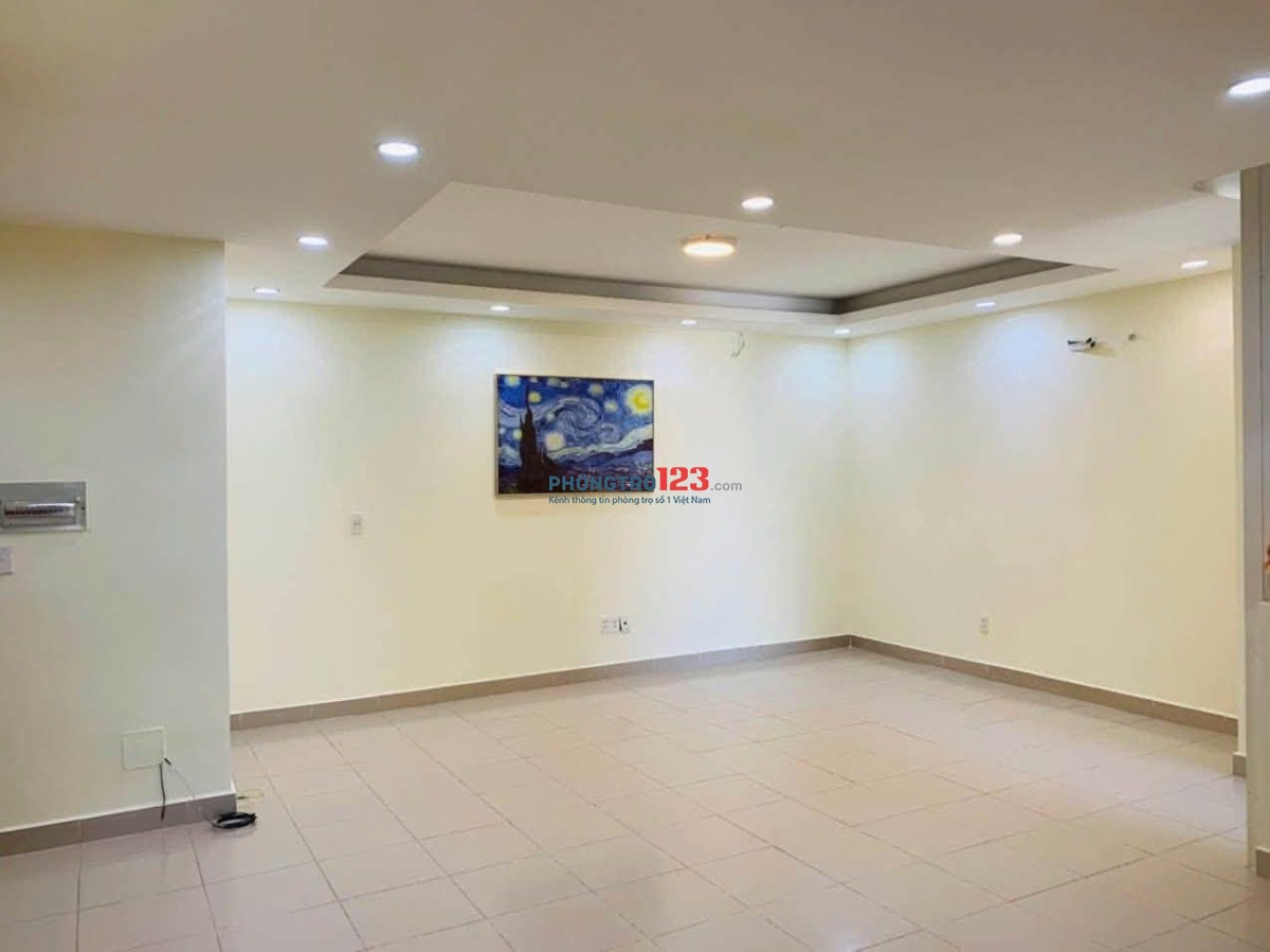 Topaz Home-Phan Văn Hớn, nhà trống, 3PN, 84m2 giá 7.8 tr/th nhận nhà liền.