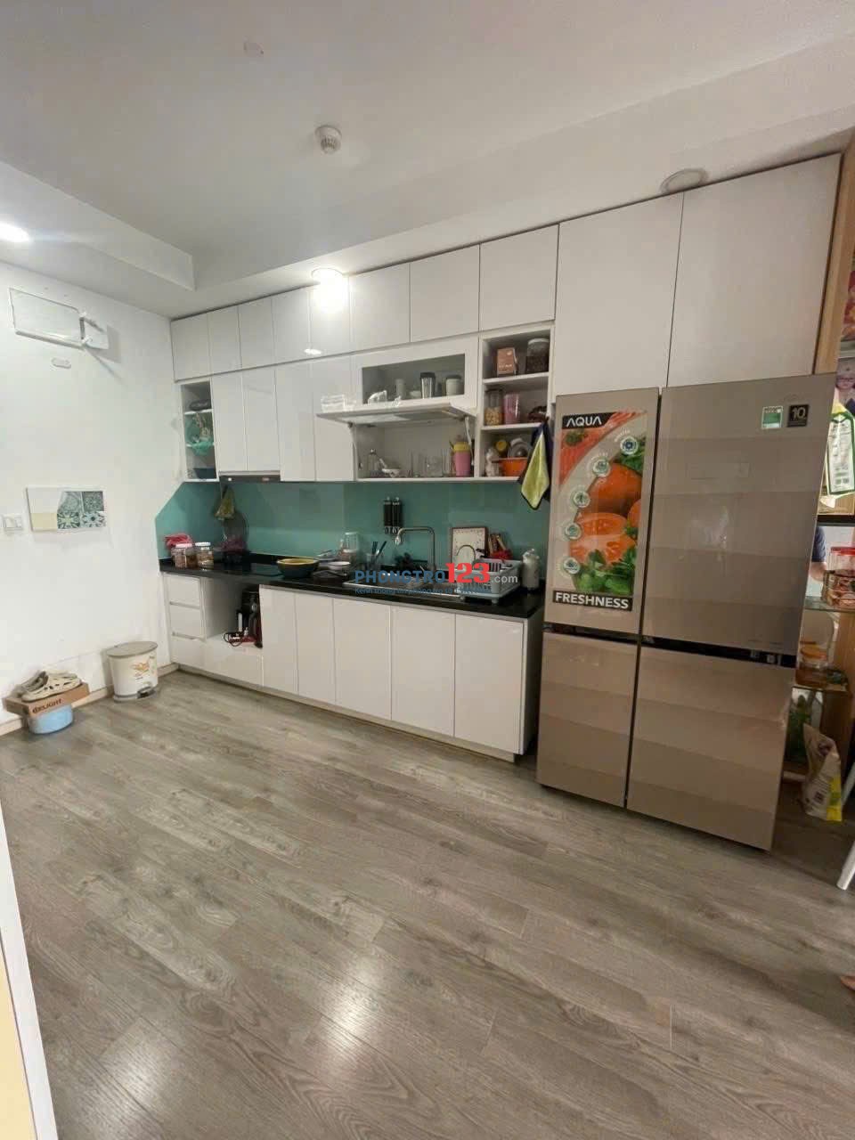 Chung cư Screc, Trường Sa, Q3: 95m2, 3p ngủ, full NT, 17tr/th