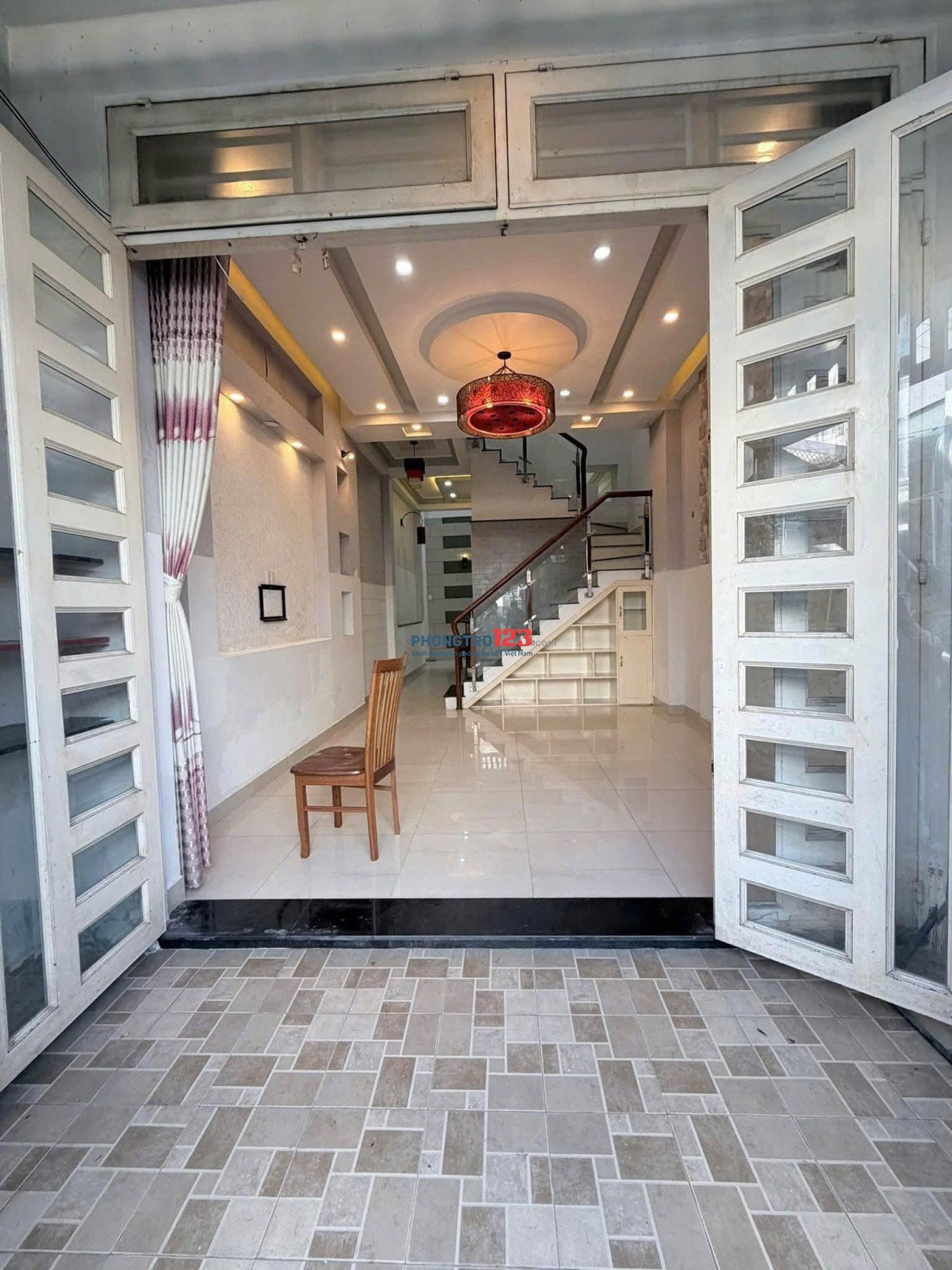Nhà nguyên căn Đường Cô Giang 2PN, Sẵn Nội Thất 102m2 giá 14 tr/th