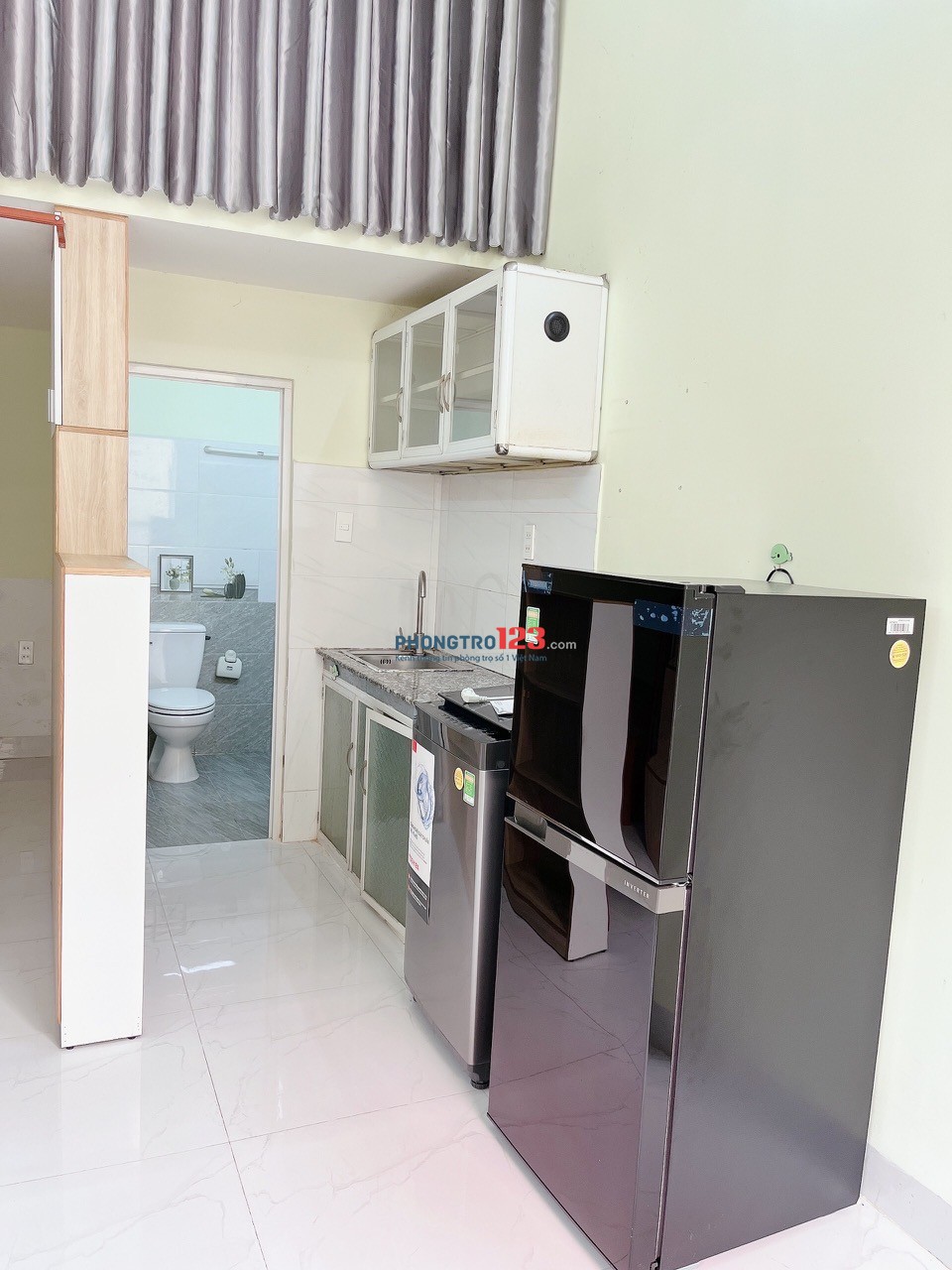 PHÒNG TRỌ RỘNG ĐỦ NỘI THẤT CHO THUÊ Q9