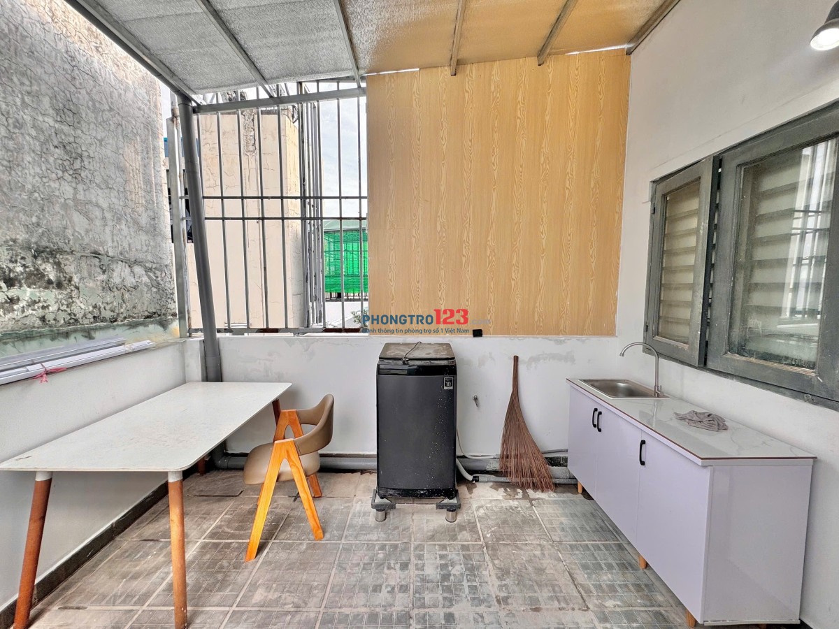 Phòng cho thuê 35m2 1PN gần Ngã Tư Bảy Hiền ngay ĐH Văn Hiến chợ Tân Bình đầy đủ tiện nghi