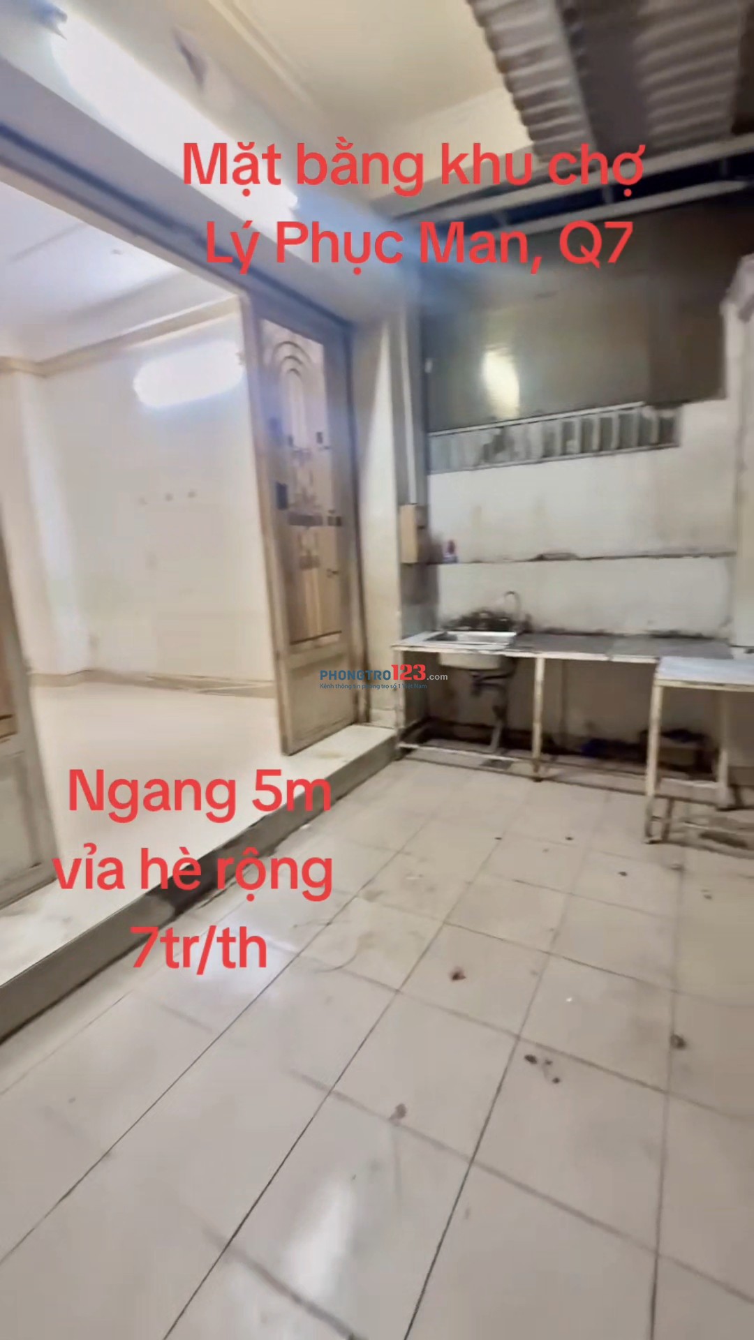 MẶT BẰNG ĐẸP, NGANG 5, VỈA HÈ RỘNG, KHU CHỢ LÝ PHỤC MAN Q7, CÓ CHỖ Ở LẠI, WC RIÊNG, GẦN TRƯỜNG HỌC