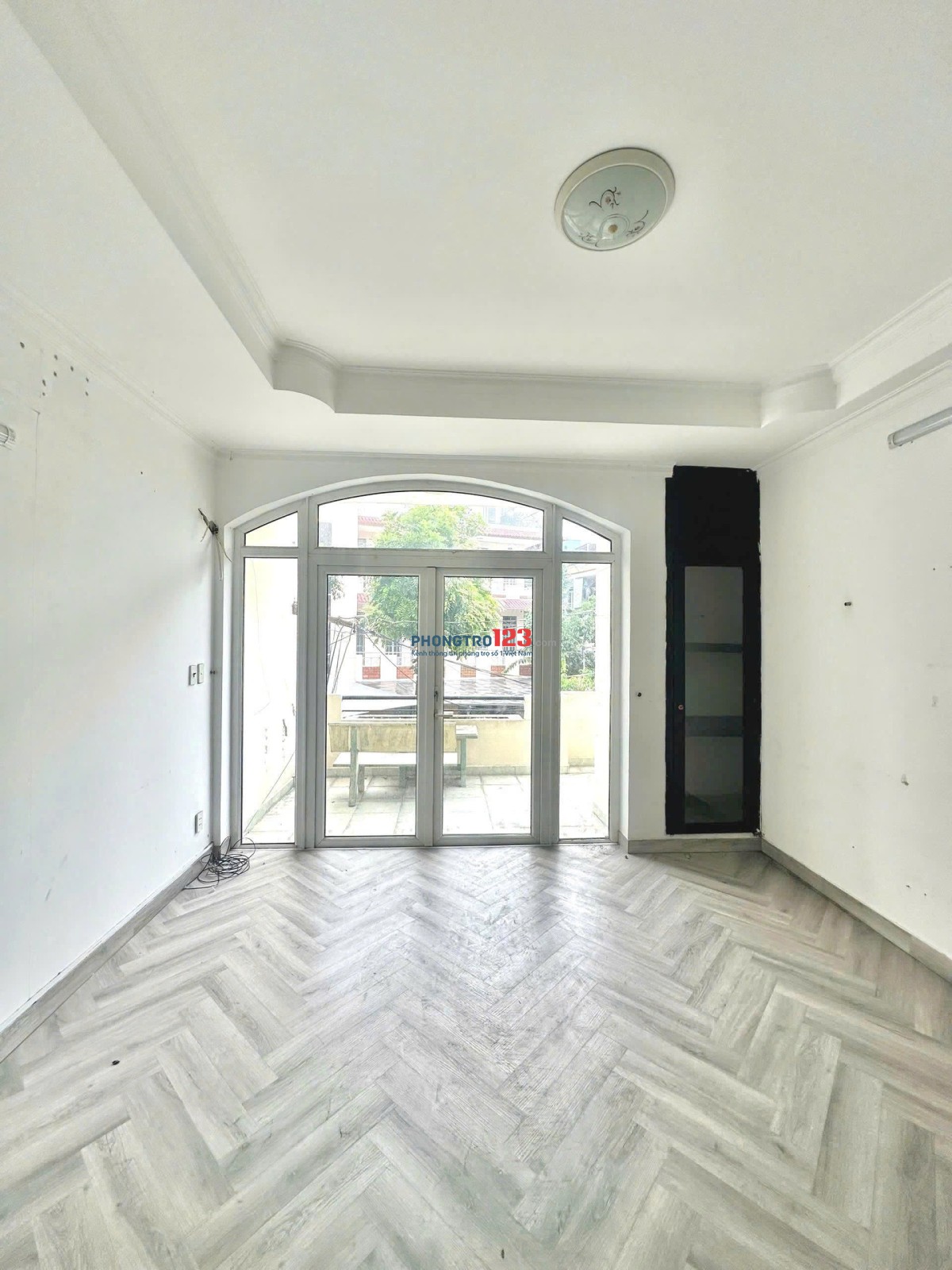 CHO THUÊ DẠNG CHDV 1PN-1PK RỘNG 60M2 BANCOL SIU RỘNG, CÁCH BIGC TRƯỜNG CHINH 200M